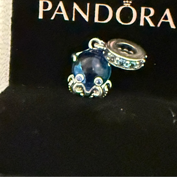 Authentic Pandora dangling Blue octopus Charm - Picture 2 of 6